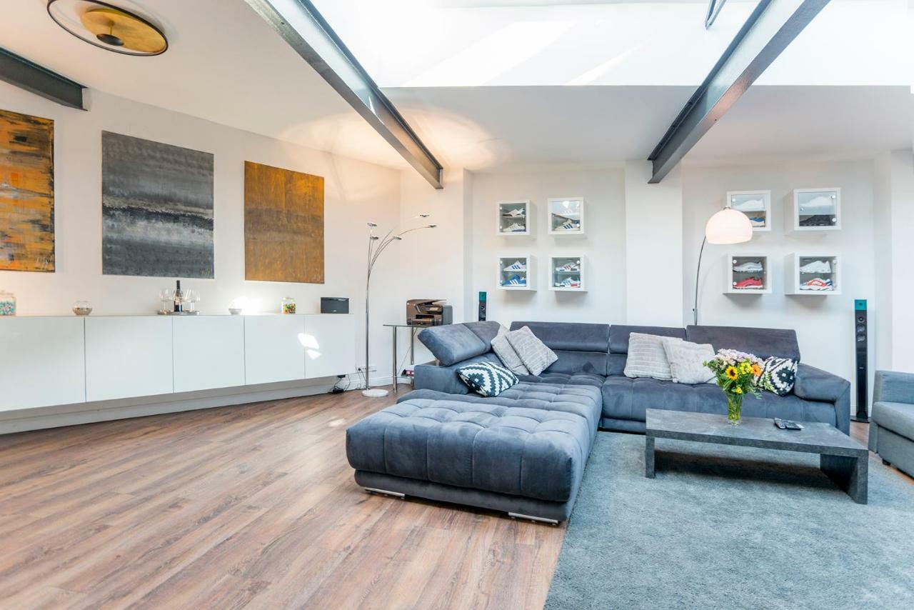 White Lofty Und White Studio Düsseldorf Esterno foto