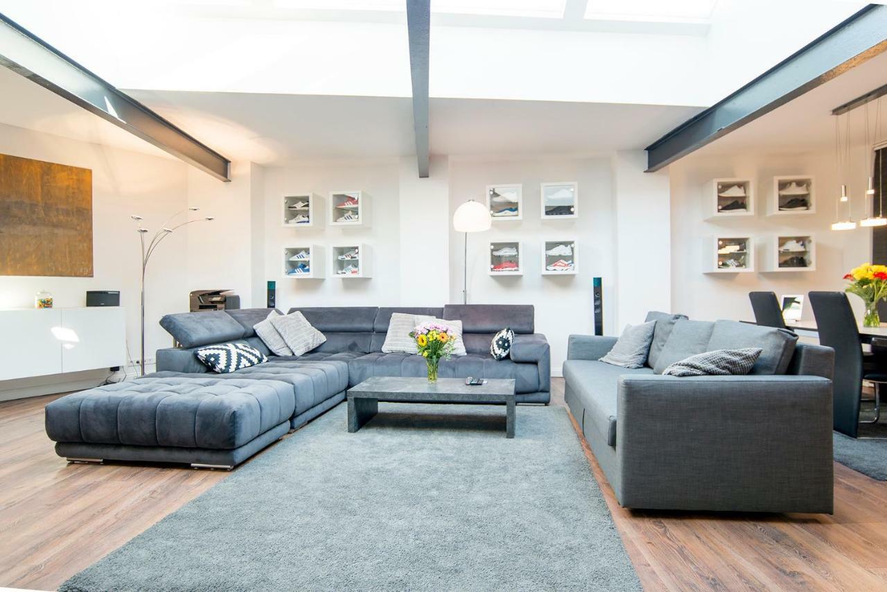 White Lofty Und White Studio Düsseldorf Esterno foto